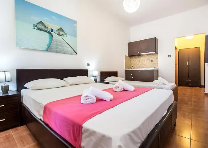 安德罗尼公寓 公寓 波托什